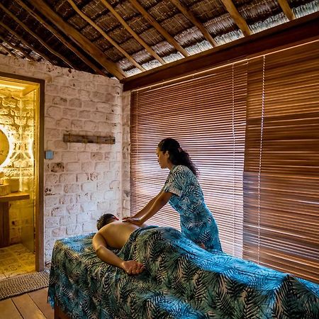 Seed Resort Nembrala Luaran gambar