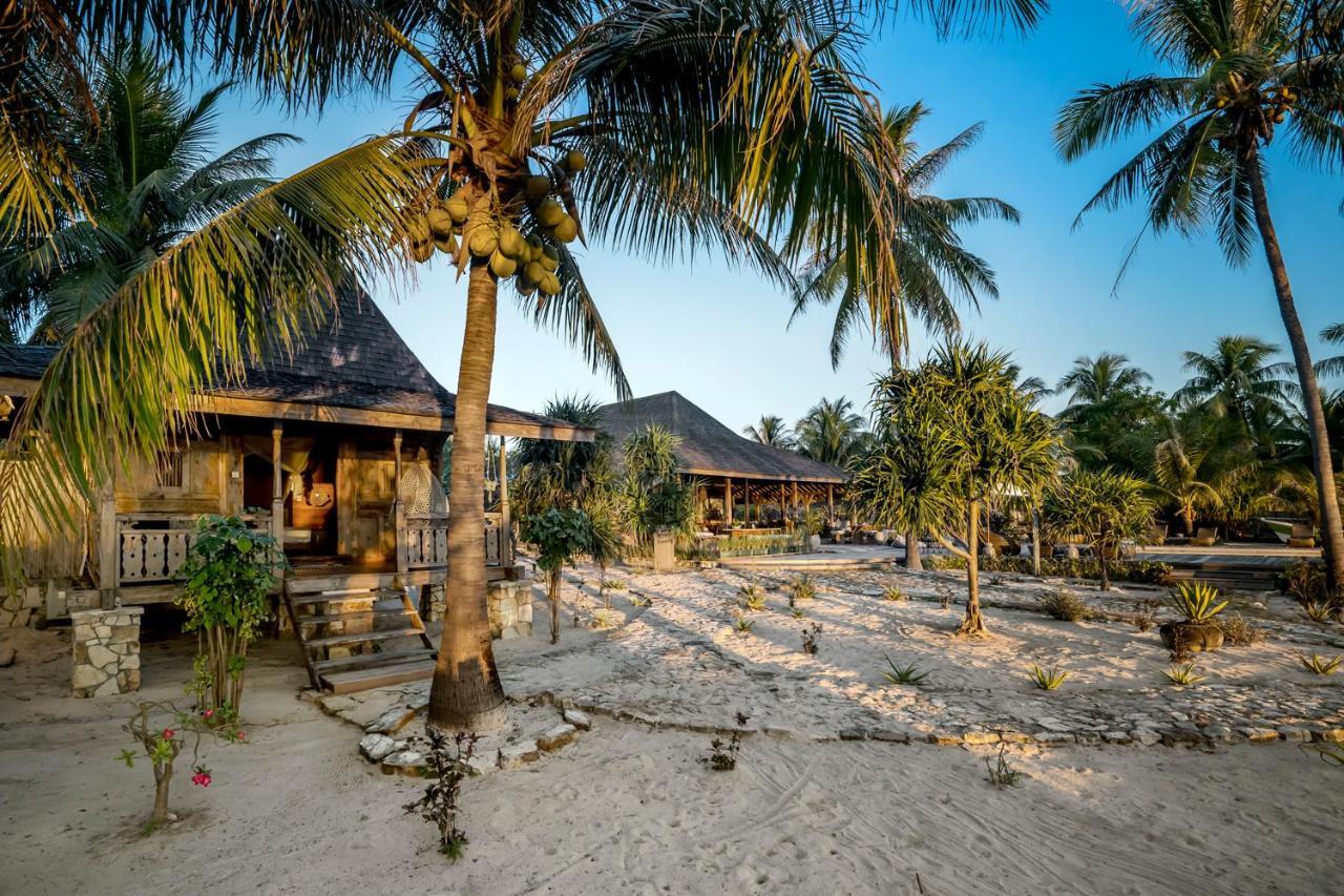 Seed Resort Nembrala Luaran gambar